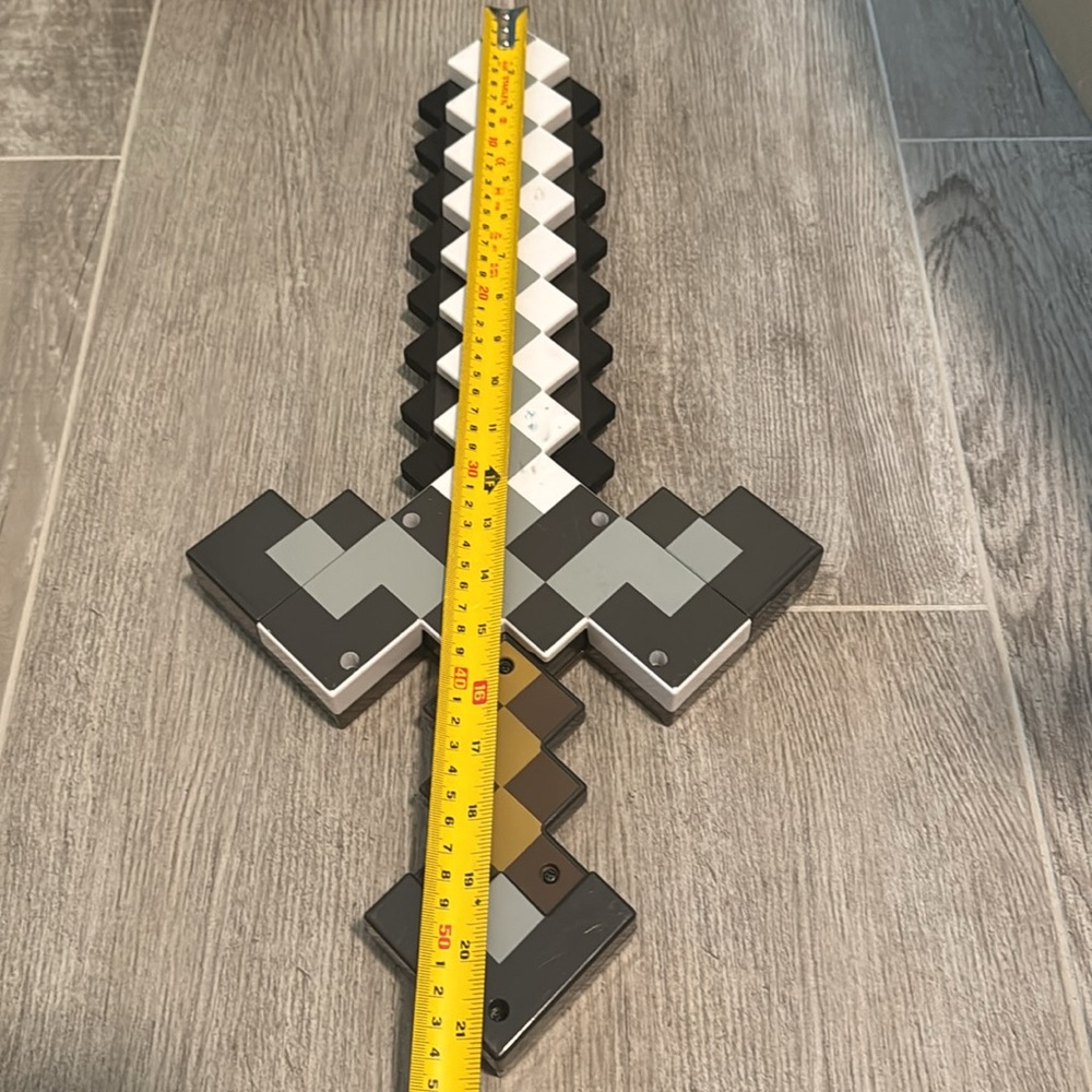 Minecraft sword - Picture 7 of 7